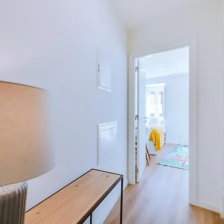 Graceful 202 Apartment Lisbon