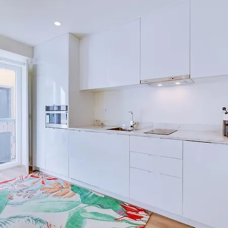 Graceful 202 Apartment *