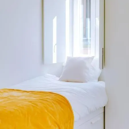 Graceful 202 Apartment